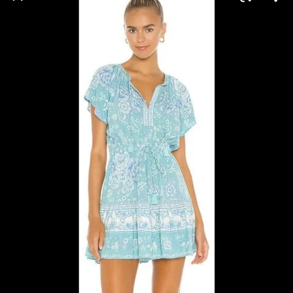 π§ββοΈ Spell x Revolve Exclusive Mystic Mini π§ββοΈ - Picture 2 of 11